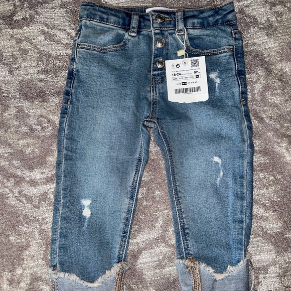 Lot of Zara jeans (3 pairs) 18-24m - Picture 3 of 4